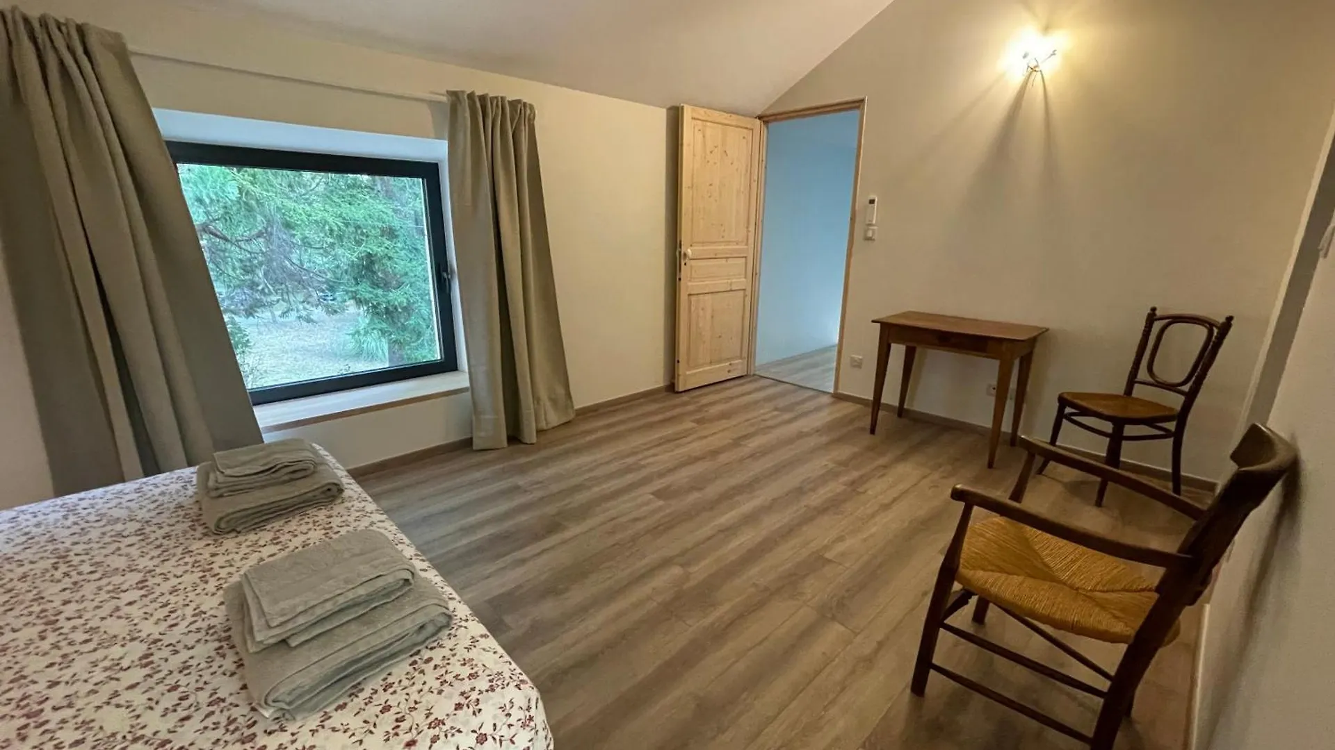 Villa Firmin Galimard - Gite De Luxe Avec Piscine Vals-les-Bains 0*,